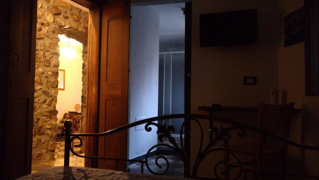 Deiana Bed & Breakfast Santu Lussurgiu Ngoại thất bức ảnh