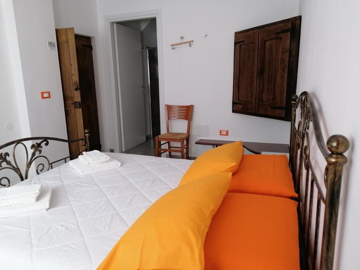 Deiana Bed & Breakfast Santu Lussurgiu Ngoại thất bức ảnh