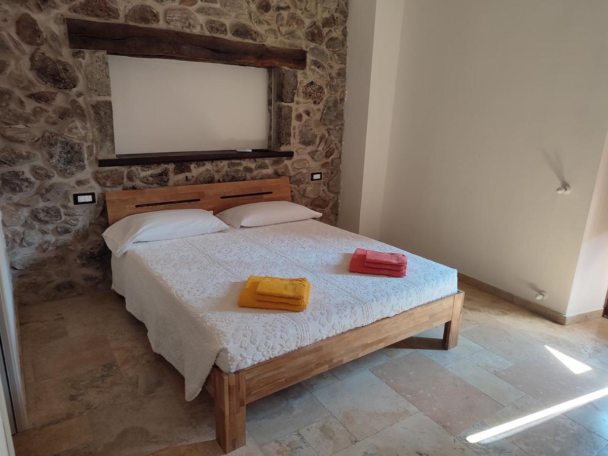 Deiana Bed & Breakfast Santu Lussurgiu Ngoại thất bức ảnh