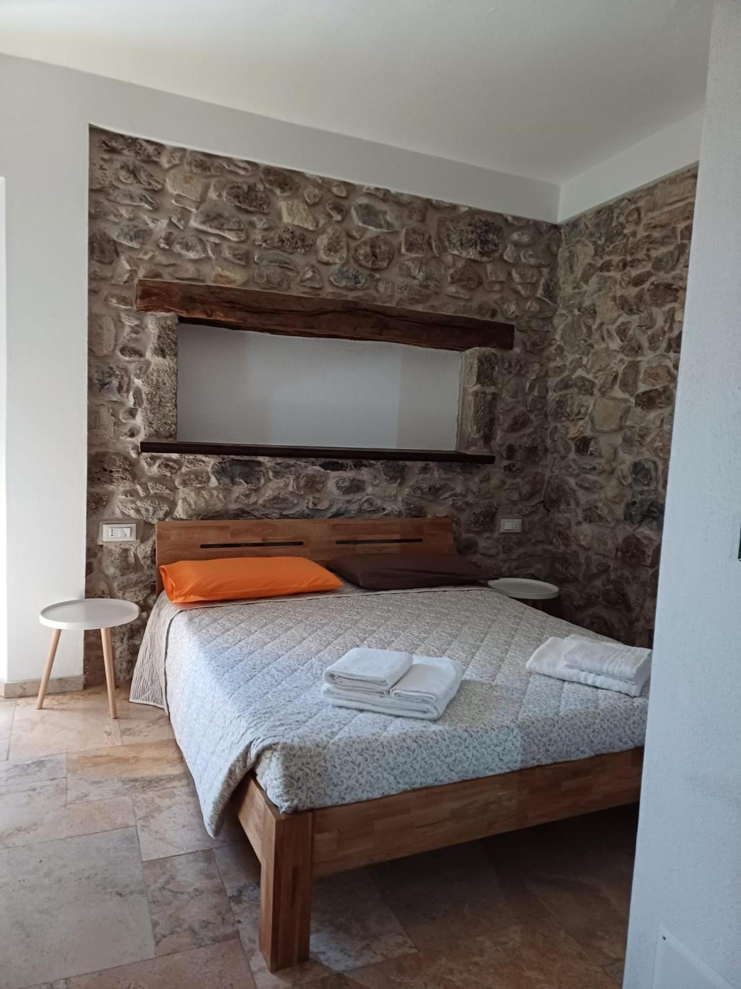 Deiana Bed & Breakfast Santu Lussurgiu Ngoại thất bức ảnh
